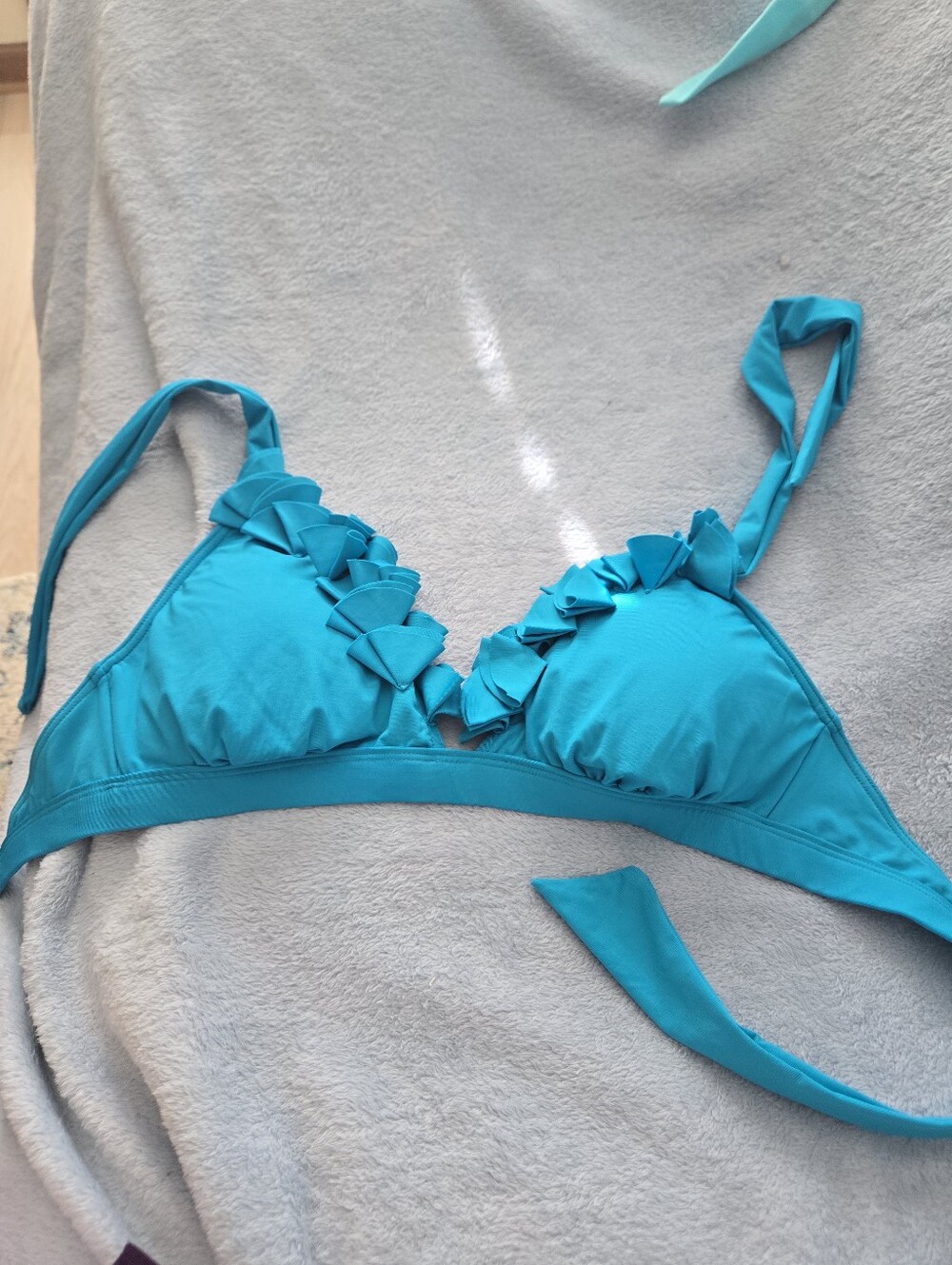 Kenneth Cole New York Turquoise Ruffle Triangle Bikini Top